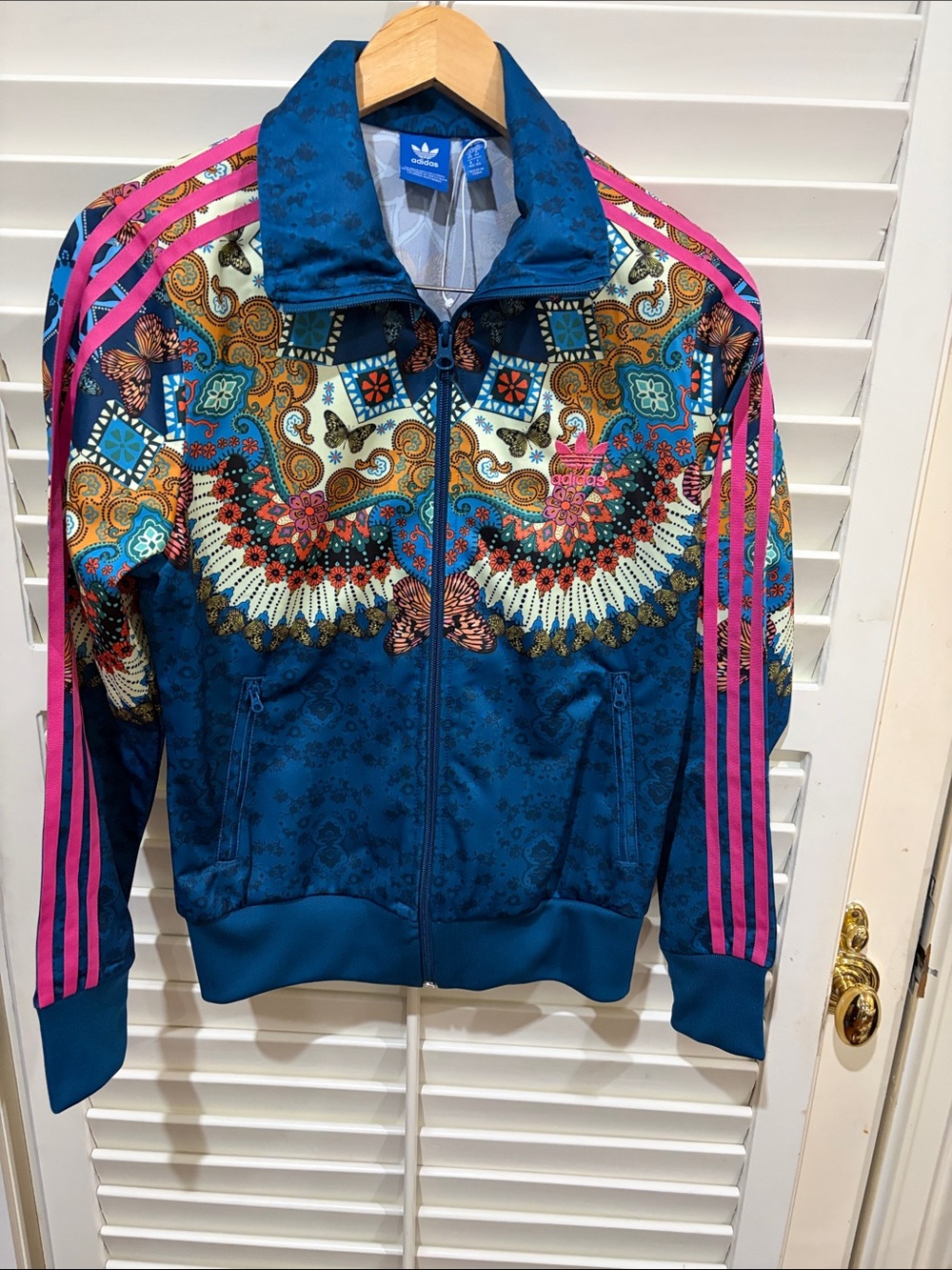 Adidas Colorful Jacket. Size medium